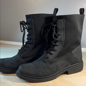 Wanted Black Ribbed Lace-Up Motto Boots Sz 10